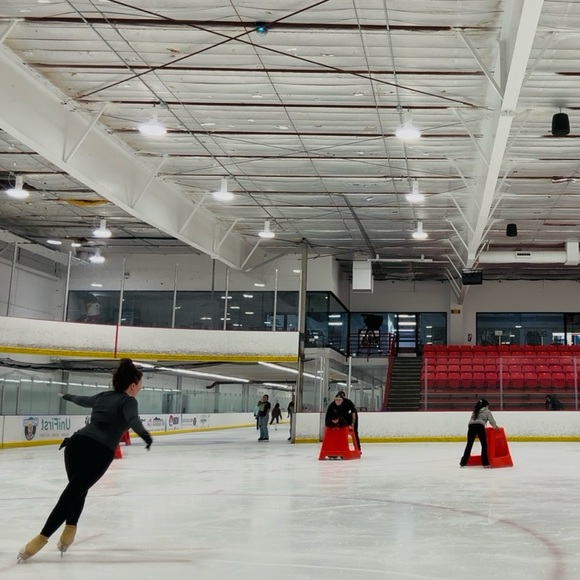 Meet your Posher, Heather - Picture 3 of 12